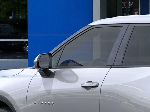 New 2026 Chevrolet Blazer LT w/ LPO, Floor Liner Package image 12