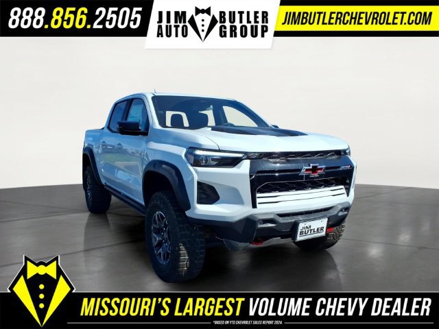 New 2026 Chevrolet Colorado ZR2 w/ Technology Package AWD/4WD image 23
