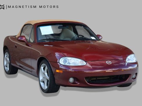 Used 2003 MAZDA MX-5 Miata LS RWD image 6