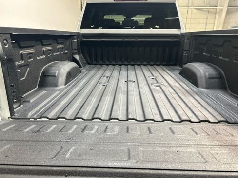 Used 2024 Chevrolet Silverado 2500 Custom w/ Custom Value Package AWD/4WD image 4