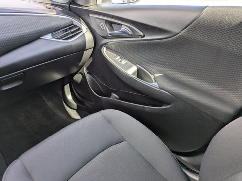 Used 2023 Chevrolet Malibu LT image 9