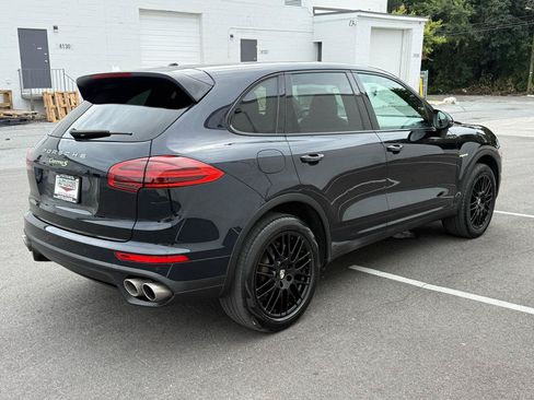 Used 2016 Porsche Cayenne S AWD/4WD image 13