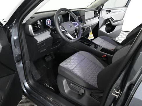New 2026 Volkswagen Tiguan S image 33