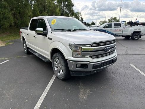 Used 2019 Ford F150 Lariat w/ Equipment Group 502A Luxury AWD/4WD image 2