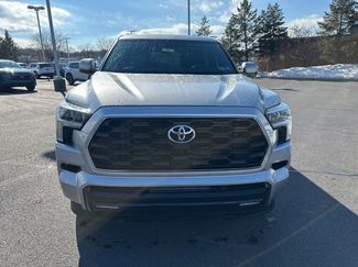 Used 2023 Toyota Sequoia Platinum video 2