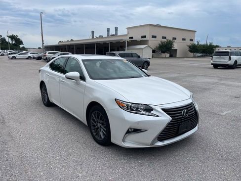 Used 2018 Lexus ES 350 w/ Navigation System Package FWD image 1
