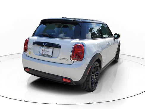 Used 2023 MINI Cooper SE image 5