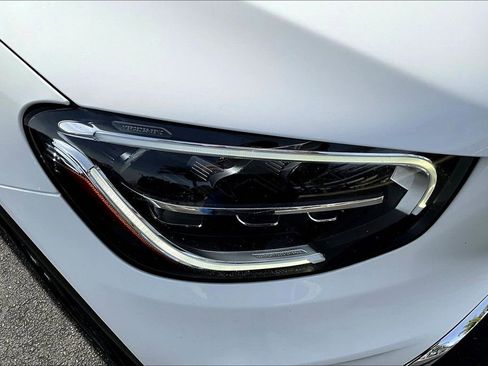 Used 2020 Mercedes-Benz GLC 350e 4MATIC image 33