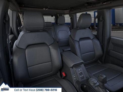 New 2025 Ford Bronco Badlands w/ Sasquatch Package image 42