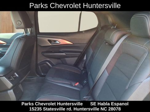 Certified 2025 Chevrolet Equinox EV RS FWD image 19