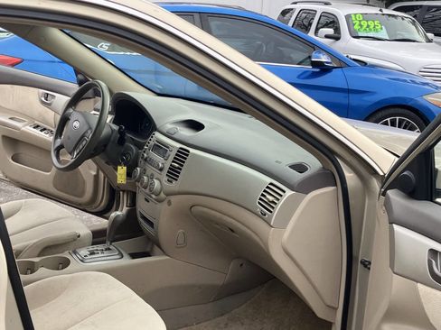 Used 2007 Kia Optima LX image 20