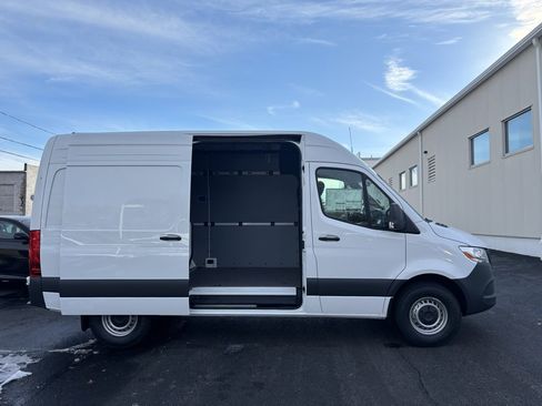 New 2026 Mercedes-Benz Sprinter 144 Cargo image 3