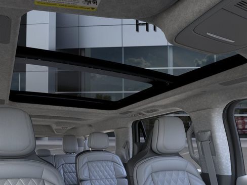 New 2026 Lincoln Navigator L Black Label AWD/4WD image 22