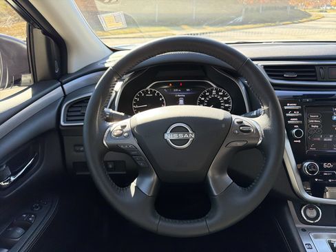 Used 2024 Nissan Murano SV w/ SV Midnight Edition Package image 23