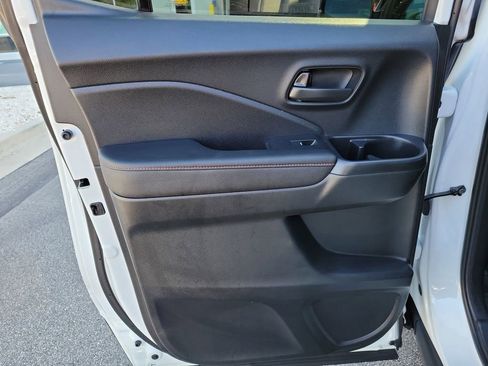 Certified 2024 Honda Ridgeline TrailSport image 11