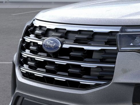New 2026 Ford Explorer Active w/ Active Comfort Package image 17