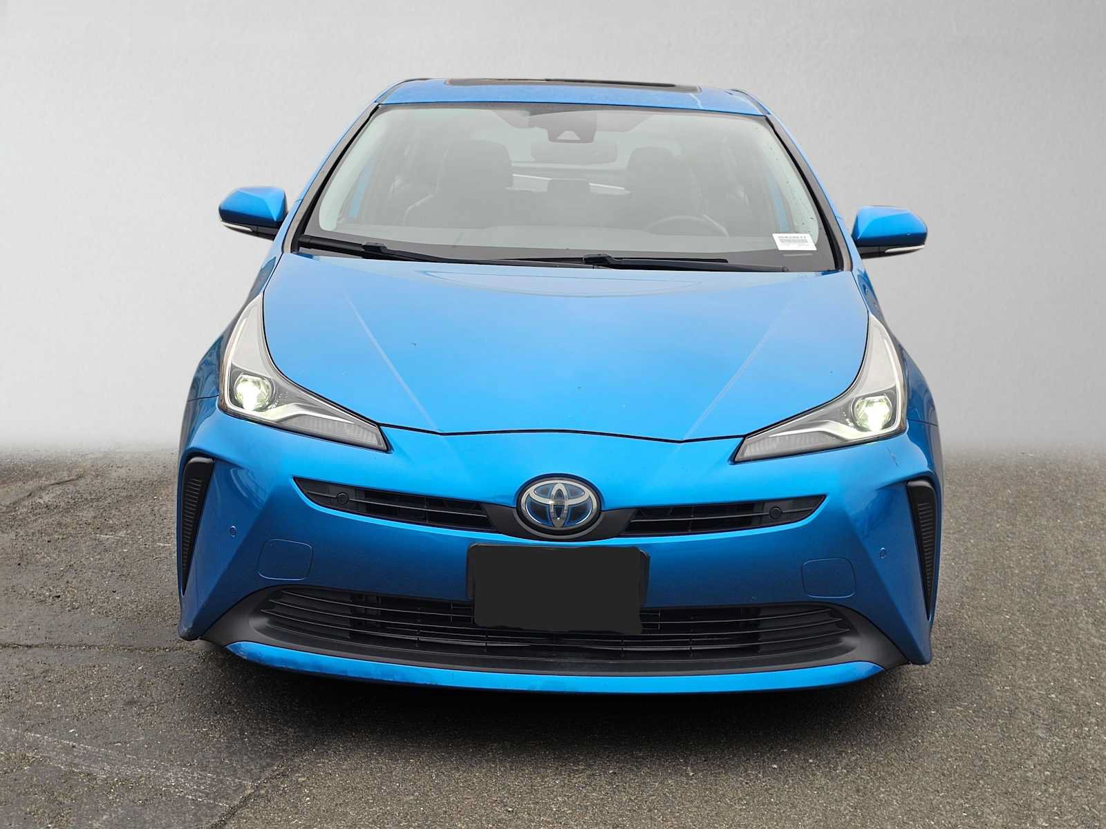 Used 2019 Toyota Prius XLE w/ Premium Convenience Package FWD image 8