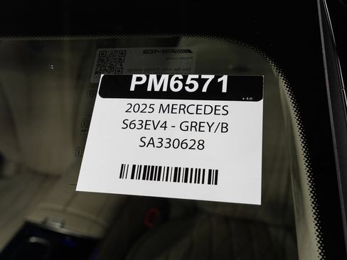 Used 2025 Mercedes-Benz S 63 AMG S image 41