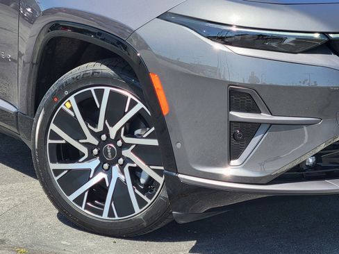 New 2025 Jeep Wagoneer S Limited image 6