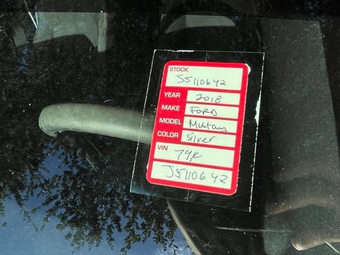 Used 2018 Ford Mustang Coupe RWD image 12