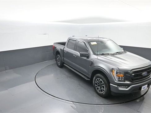 Used 2022 Ford F150 XLT w/ Equipment Group 302A High image 19