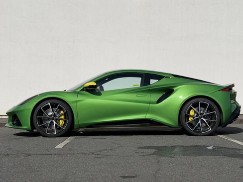 New 2026 Lotus Emira SE RWD image 4