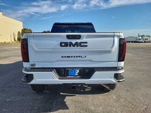 New 2026 GMC Sierra 2500 Denali Ultimate image 7