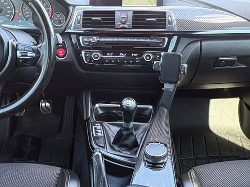 Used 2018 BMW M4 Competition image 3