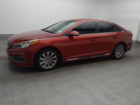 Used 2017 Hyundai Sonata Sport FWD image 2