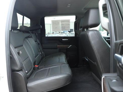 Used 2020 GMC Sierra 3500 Denali w/ Denali Ultimate Package AWD/4WD image 12