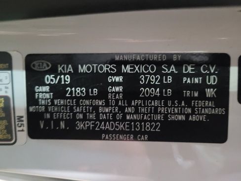 Used 2019 Kia Forte LXS FWD image 33