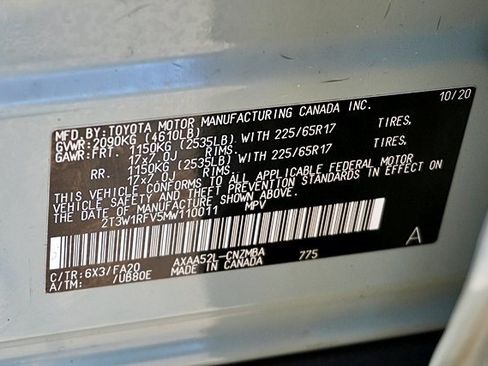 Used 2021 Toyota RAV4 XLE image 32