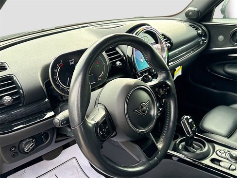 Used 2022 MINI Cooper Clubman S image 9