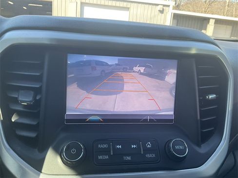 Used 2017 GMC Acadia SLT image 22