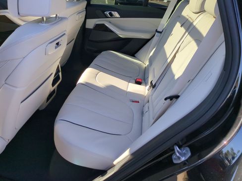 Used 2026 BMW X5 xDrive40i AWD/4WD image 29