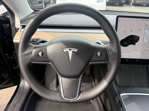 Used 2021 Tesla Model 3 image 23