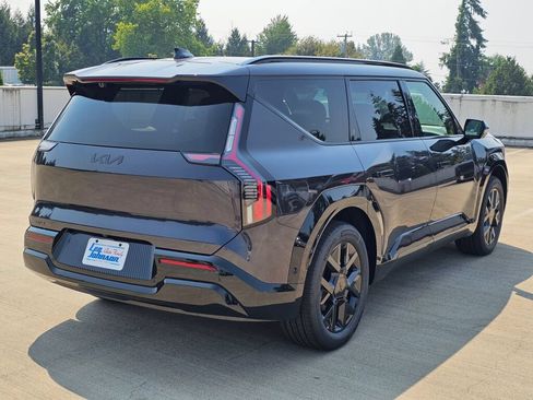 New 2026 Kia EV9 Land AWD/4WD image 5