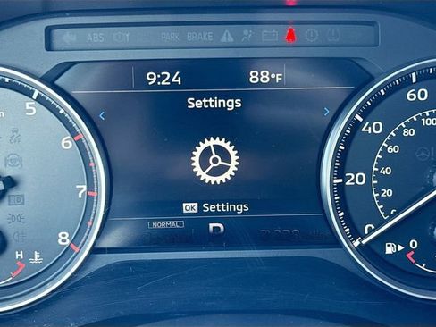 Used 2024 Mitsubishi Outlander SE FWD image 12