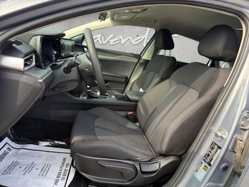 Used 2021 Kia K5 LXS image 19