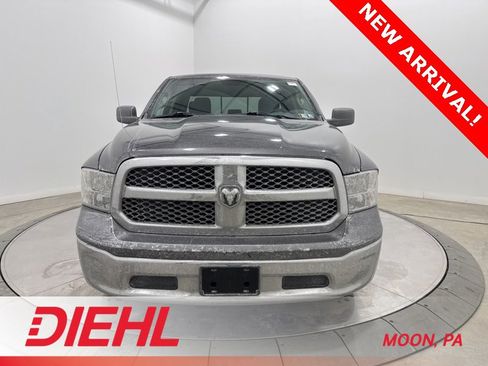 Used 2017 RAM 1500 Classic SLT image 2