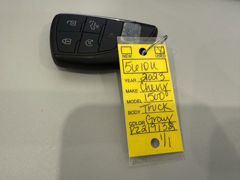 Used 2023 Chevrolet Silverado 1500 LT image 33