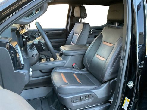 Used 2023 GMC Sierra 1500 AT4 w/ Technology Package image 27