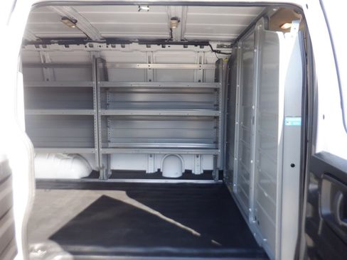 Used 2023 Chevrolet Express 2500 w/ Driver Convenience Package image 10