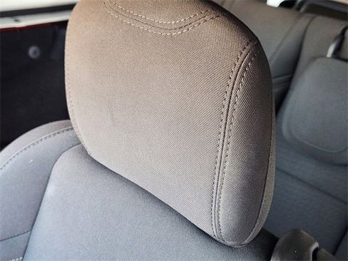 Used 2021 Jeep Wrangler Sport S image 13