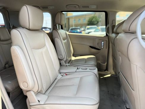 Used 2013 Nissan Quest SV w/ Leather Pkg FWD image 25