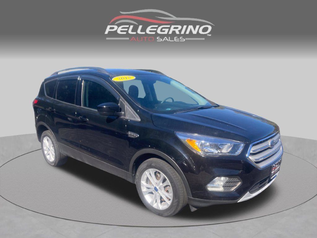 Used 2018 Ford Escape SE w/ SE Sync 3 Package AWD/4WD image 9