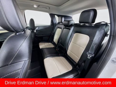 Used 2022 Ford Escape Titanium w/ Titanium Elite Package image 8