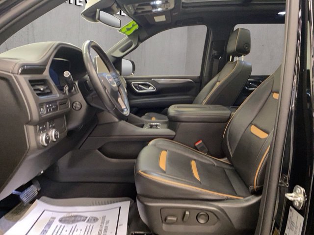 Used 2023 GMC Yukon AT4 AWD/4WD image 8