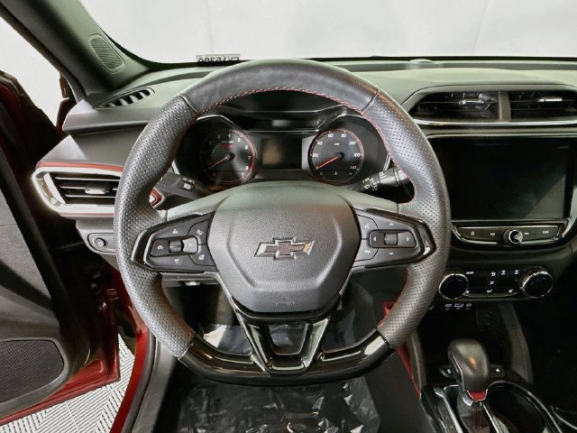 Used 2023 Chevrolet TrailBlazer RS w/ Convenience Package FWD image 12