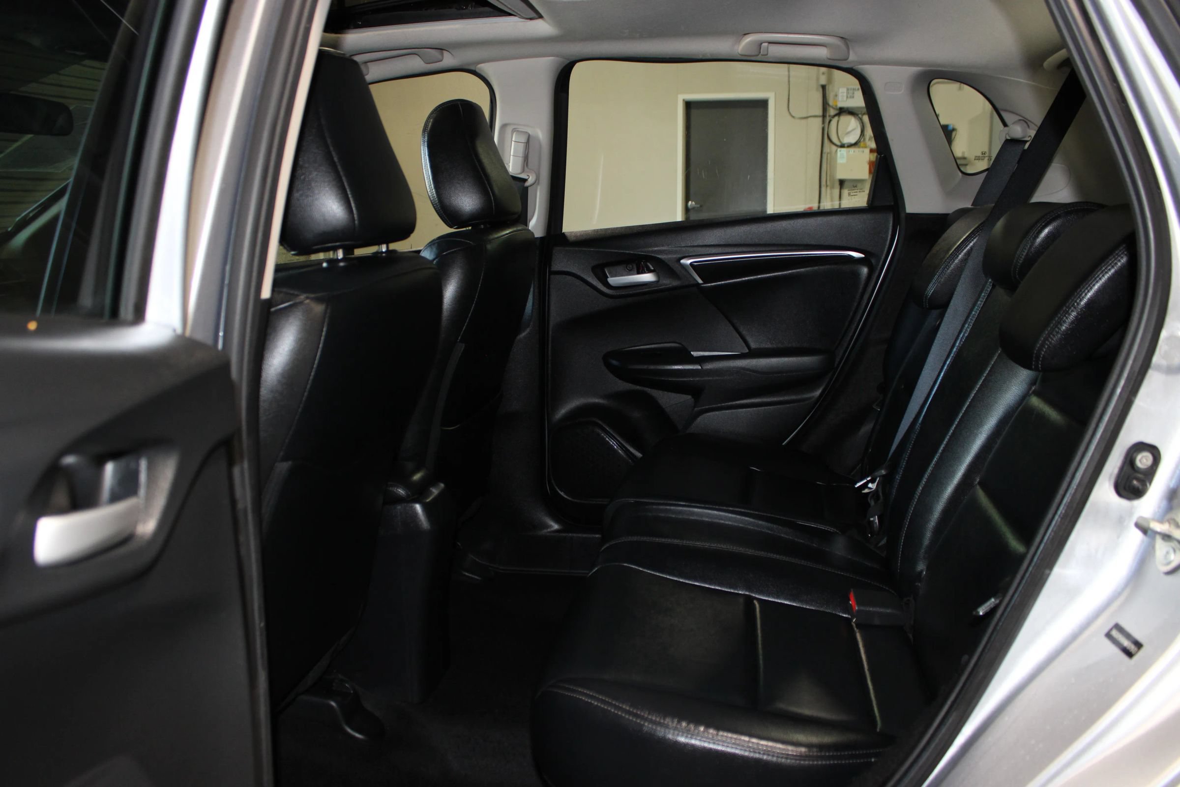 Used 2017 Honda Fit EX-L image 29
